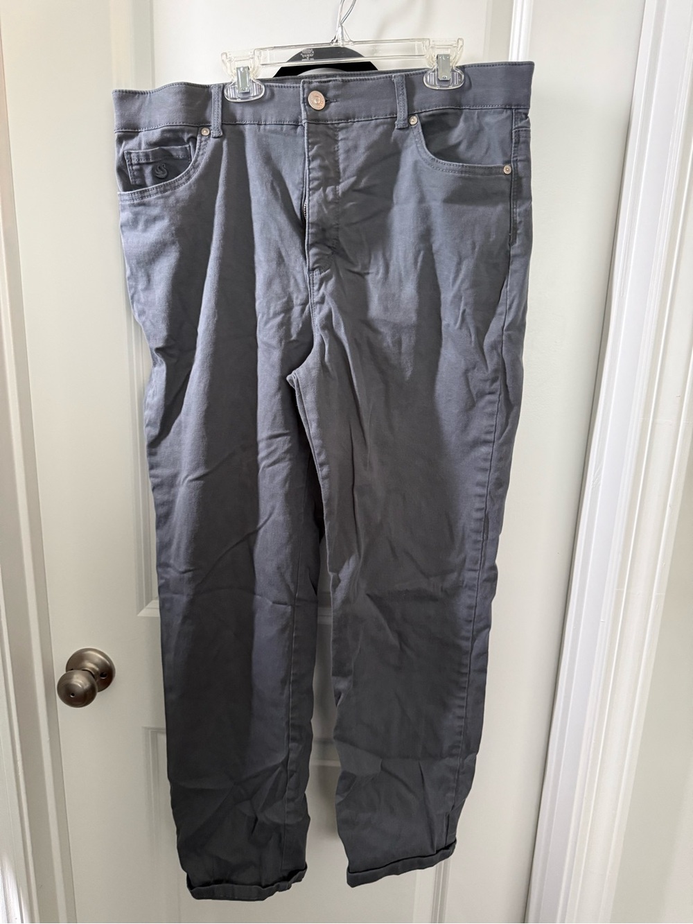 Gloria Vanderbilt Women’s Pants in Charcoal Gray